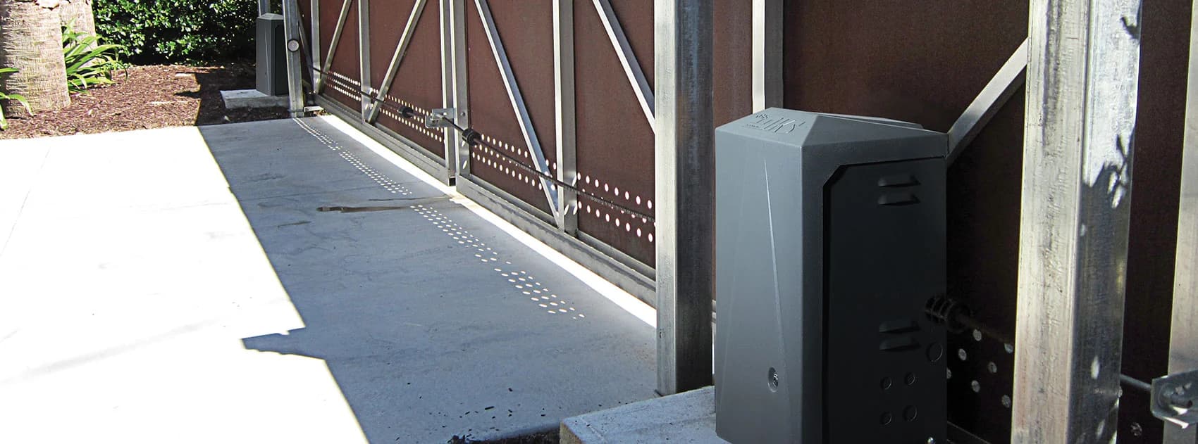 DoorKing 9100